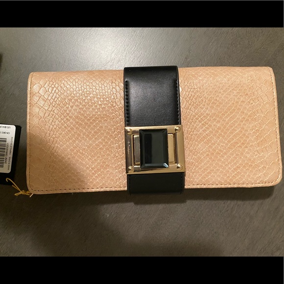 Bebe Clutch - Picture 2 of 5